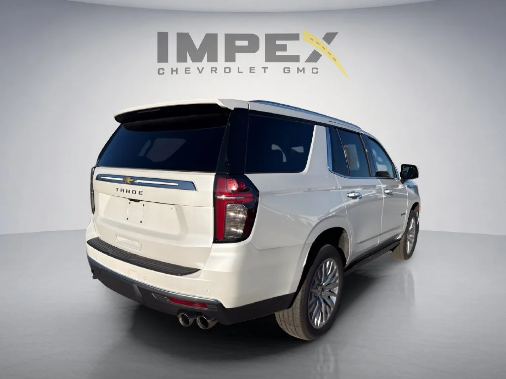 Used 2023 IRIDESCENT PEARL TRICOAT Chevrolet High Country image 5