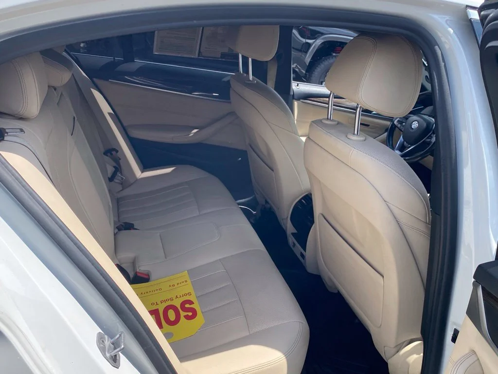 Used 2021 White BMW 530i image 13