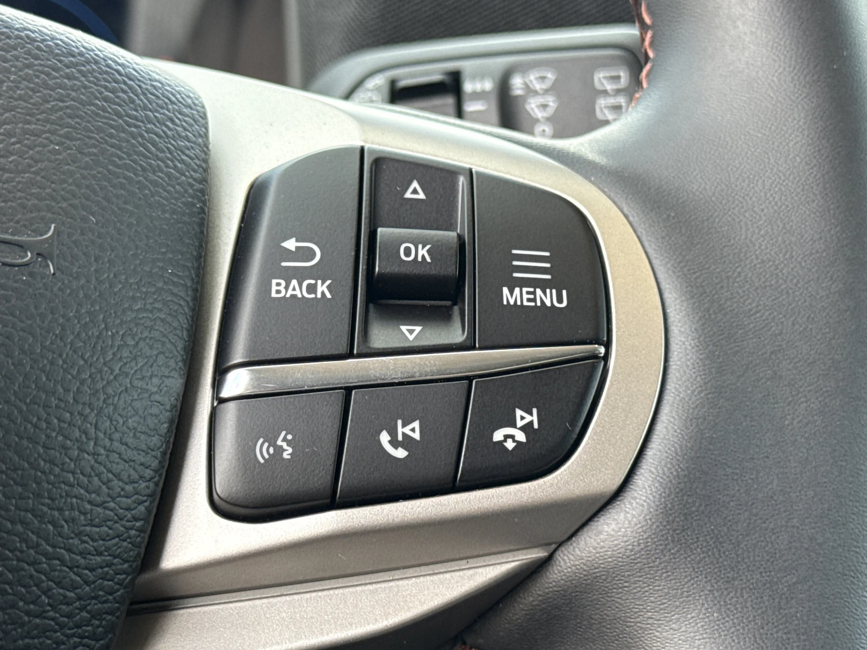Used 2026 Carbonized Gray Metallic Ford Active image 42