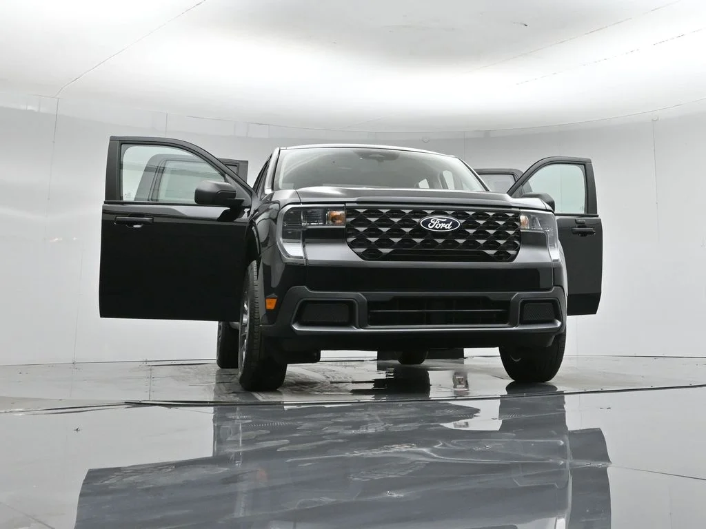 New 2026 Black Ford XLT image 47