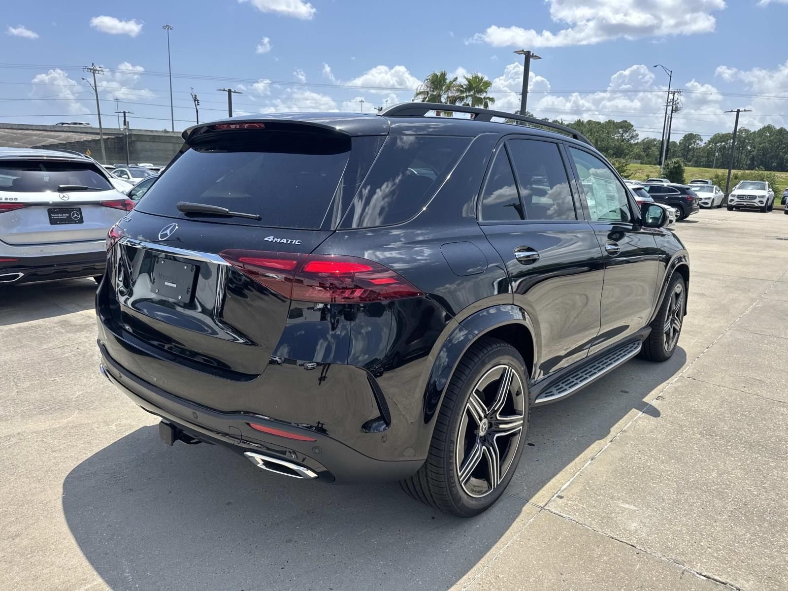 New 2026 Black Mercedes-Benz GLE 350 image 4