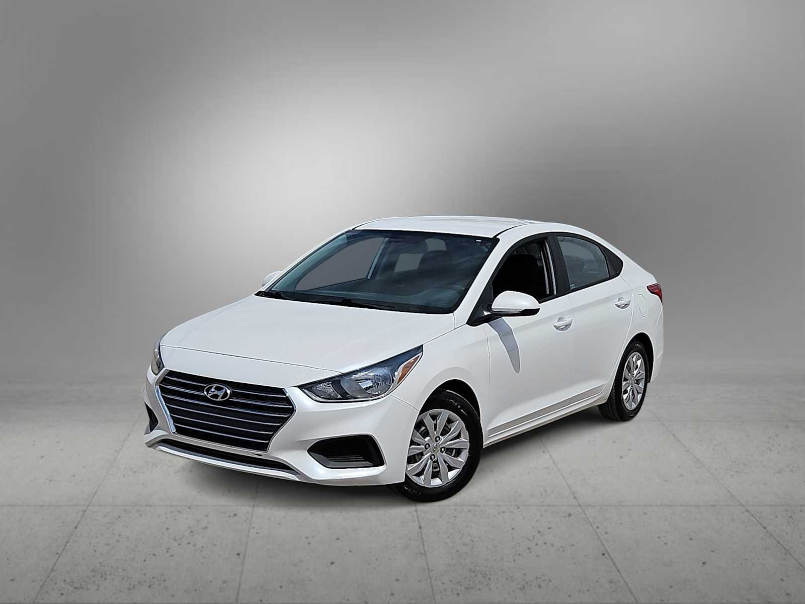 2020 Hyundai Accent SE