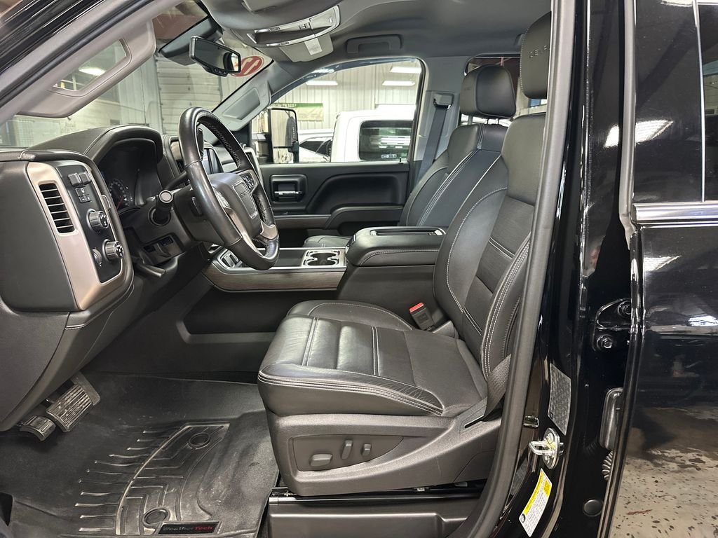 Used 2017 Black GMC Denali image 14