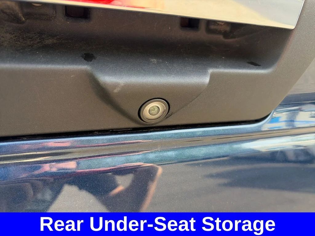 Used 2018 Blue Ford XLT image 25