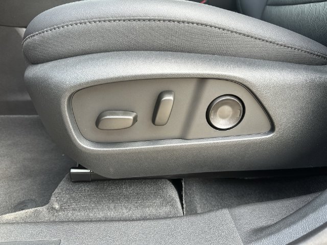 2027 Chevrolet Equinox LT - Photo 20