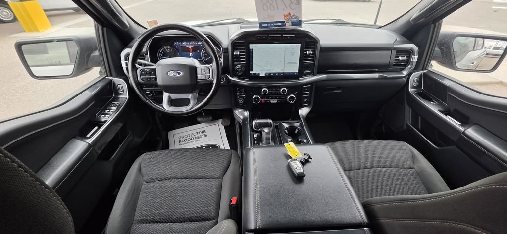 Used 2023 Avalanche Ford XLT image 28