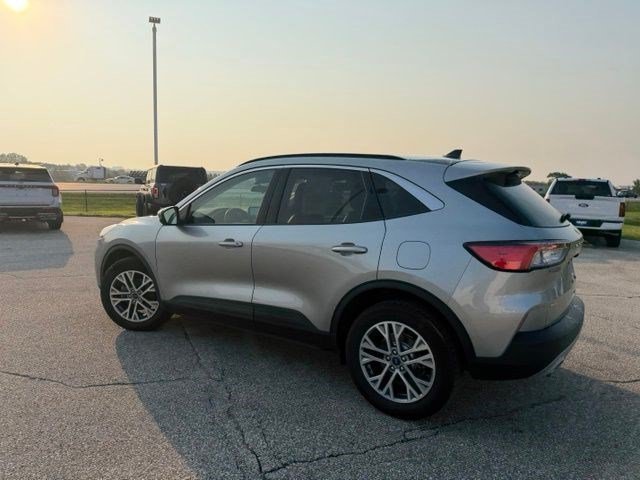 Used 2022 Silver Metallic Ford SEL image 9