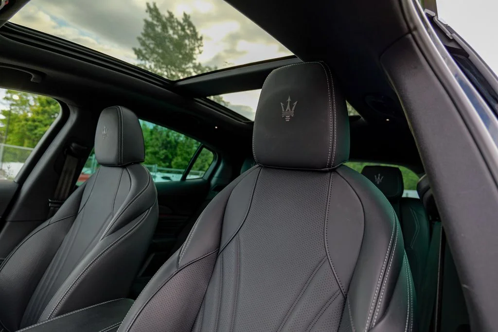 New 2025 Nero Noctis Black Maserati Base image 24