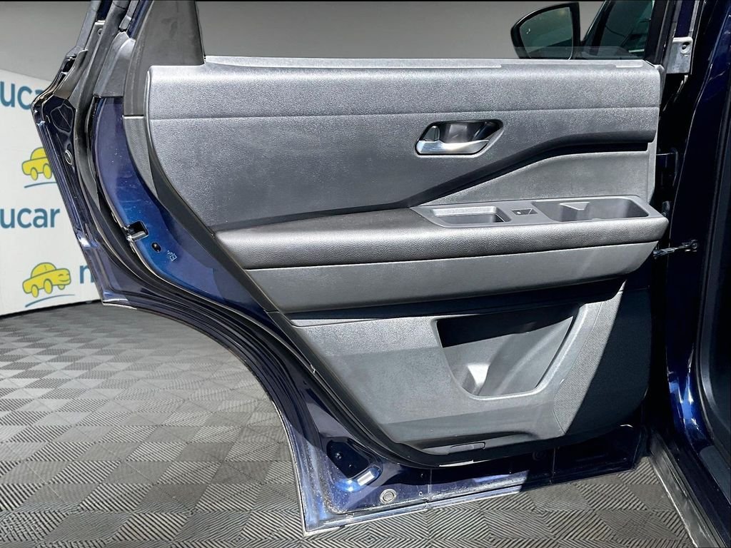 Used 2022 Blue Nissan S image 20