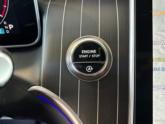 New 2026 MANUFAKTUR Moonlight White Metallic Mercedes-Benz GLC 300 image 19
