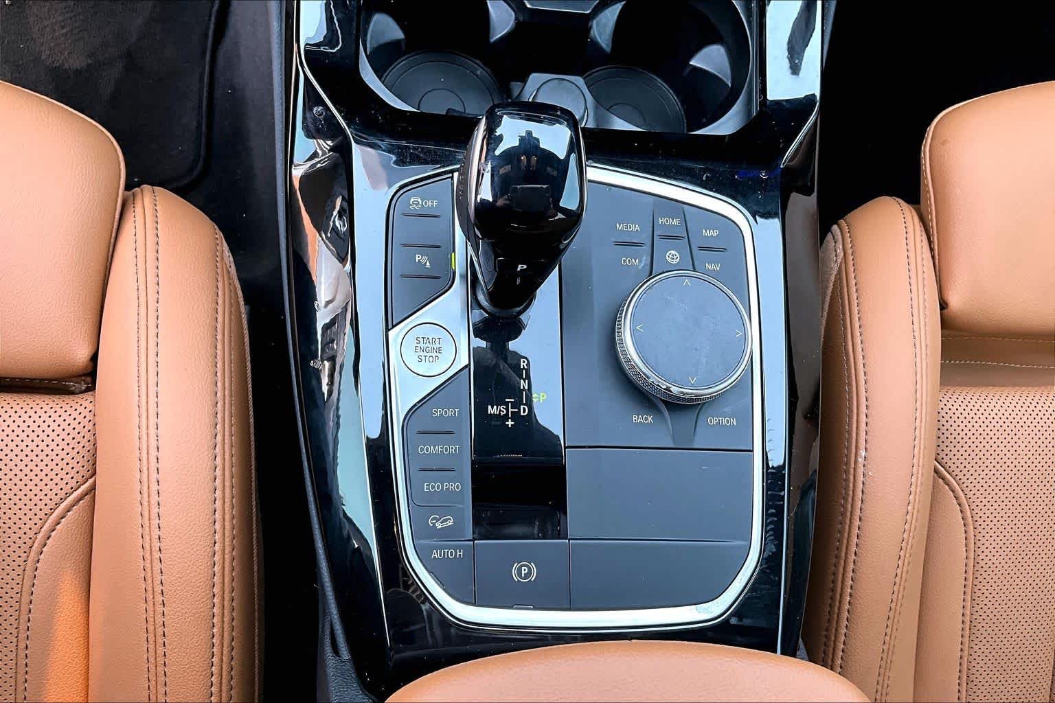Certified Used 2024 Alpine White BMW M40i image 31