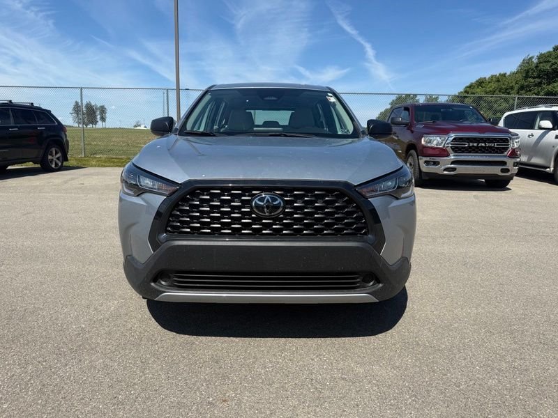 Used 2023 Silver Toyota L image 2