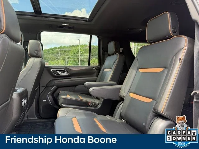 Used 2022 White GMC AT4 image 39