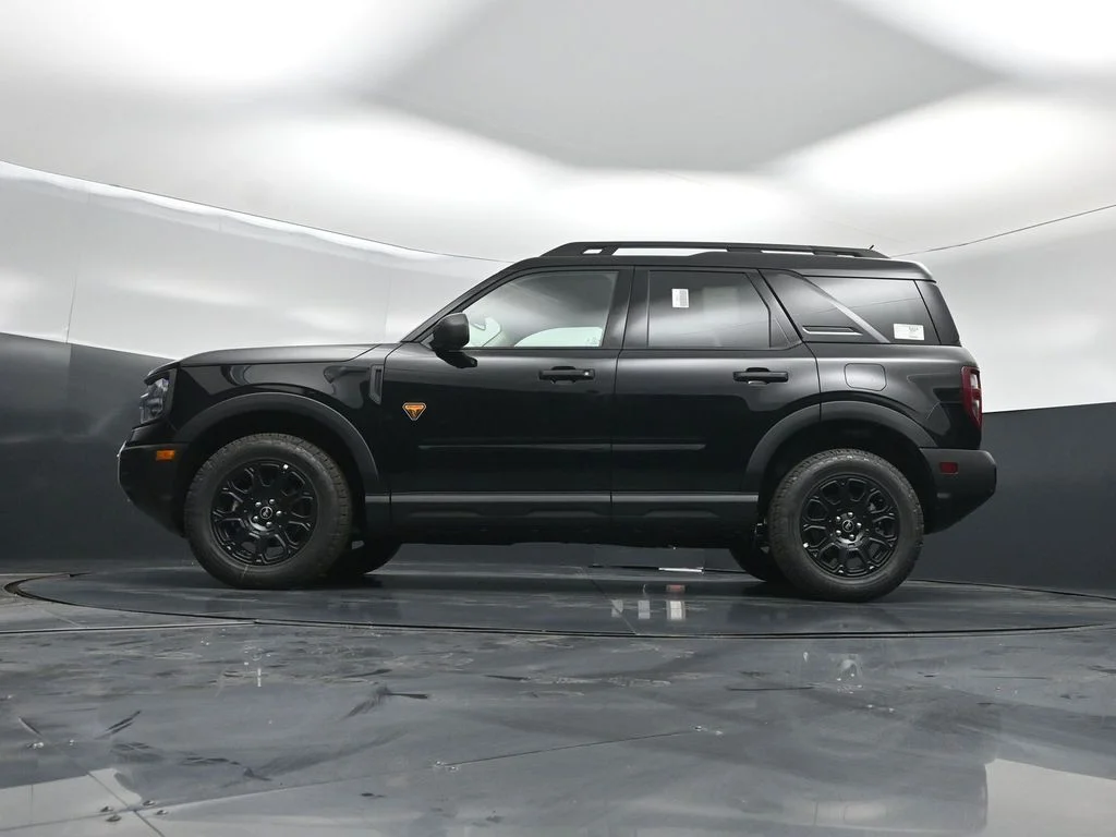 New 2026 Shadow Black Ford Badlands image 48