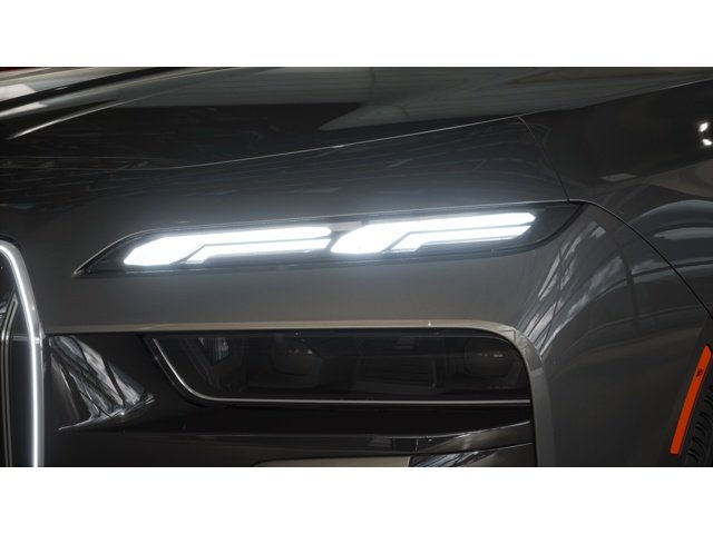 New 2026 Dravit Grey Metallic BMW 750e xDrive image 6