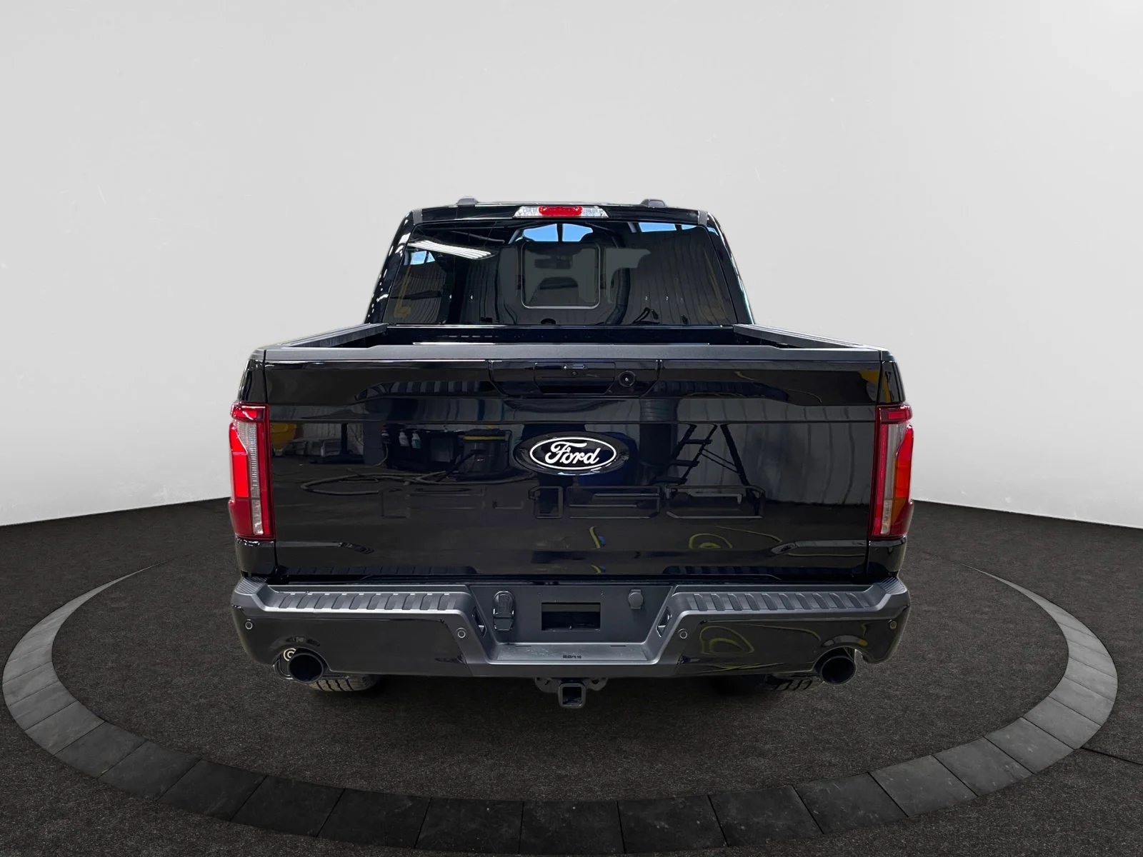 New 2026 Agate Black Metallic Ford Lariat image 4