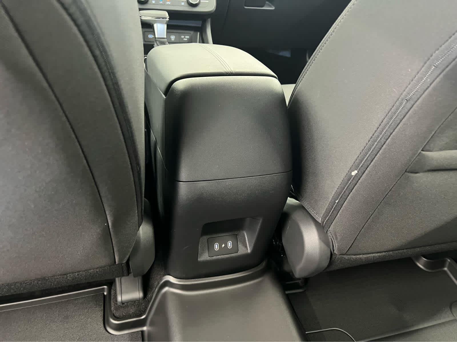 Used 2025 Ultimate Red Hyundai SE image 31