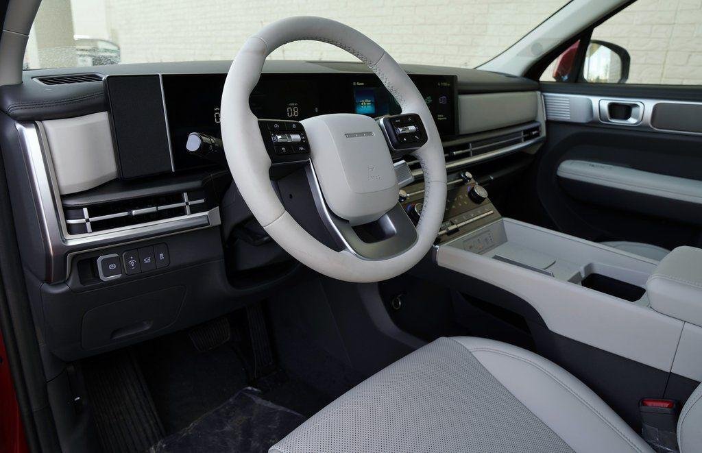 2025 Hyundai Santa Fe SEL - Photo 9