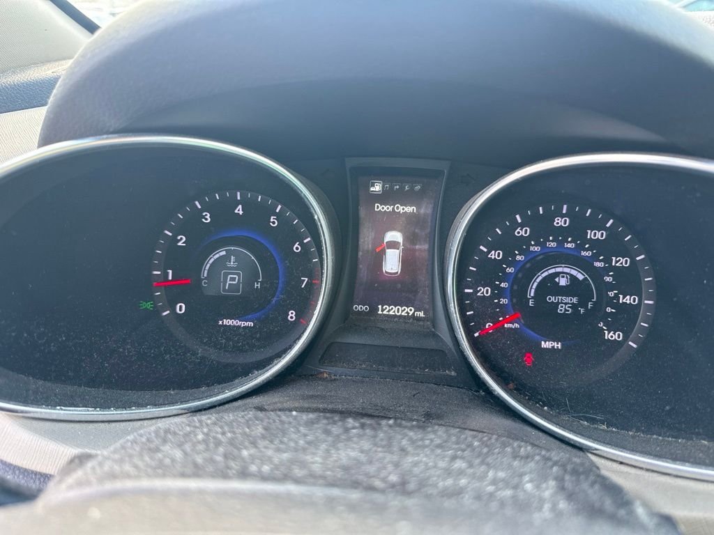 Used 2015 Canyon Copper Hyundai Base image 1