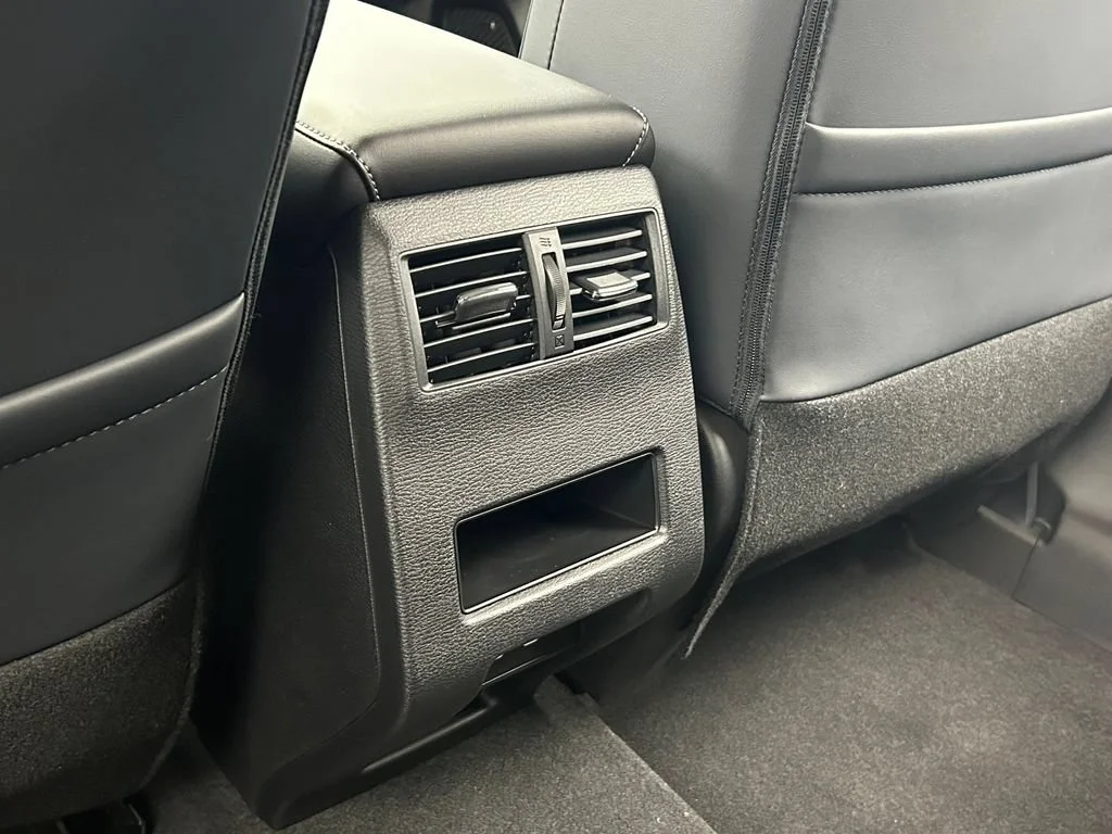 2026 Mitsubishi Outlander SE - Photo 22