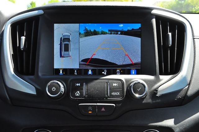 Used 2023 Red GMC SLT image 37