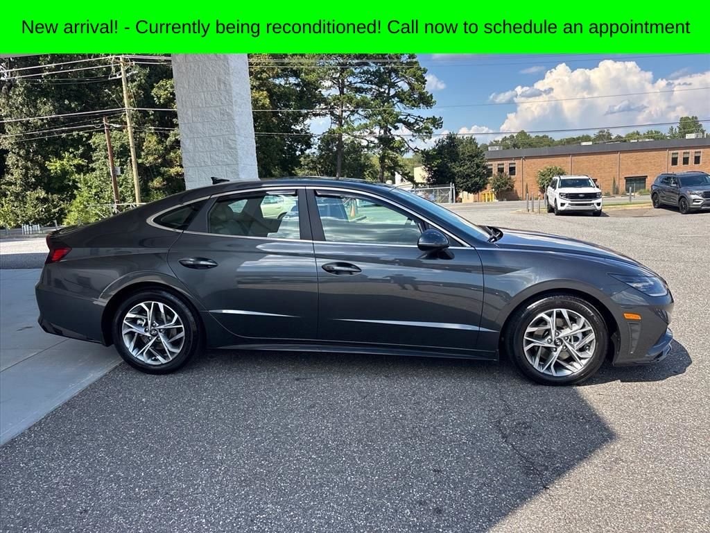 Used 2023 Gray Hyundai SEL image 20