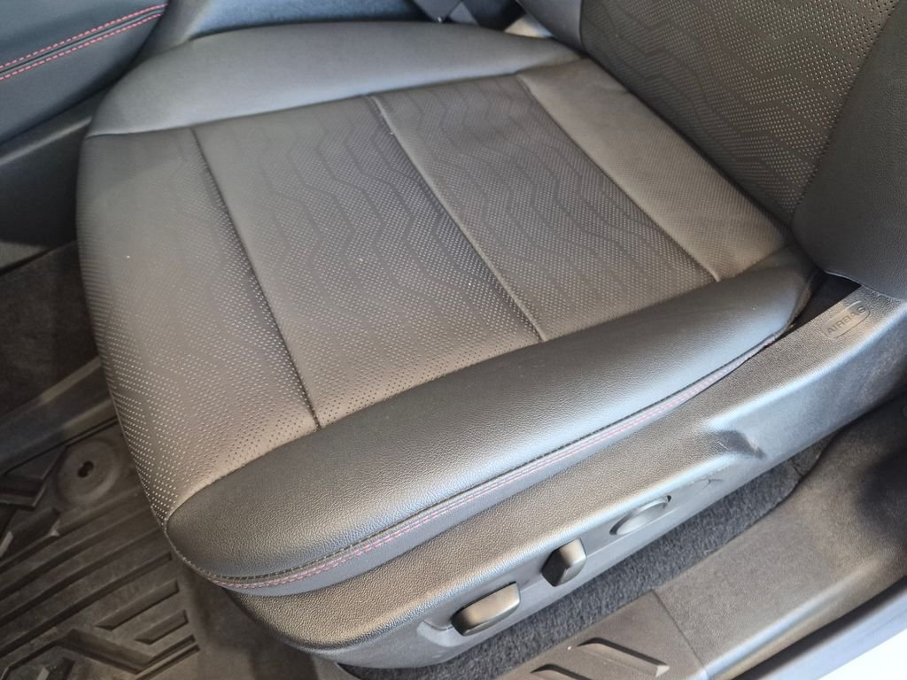 Used 2026 White Chevrolet Z71 image 16