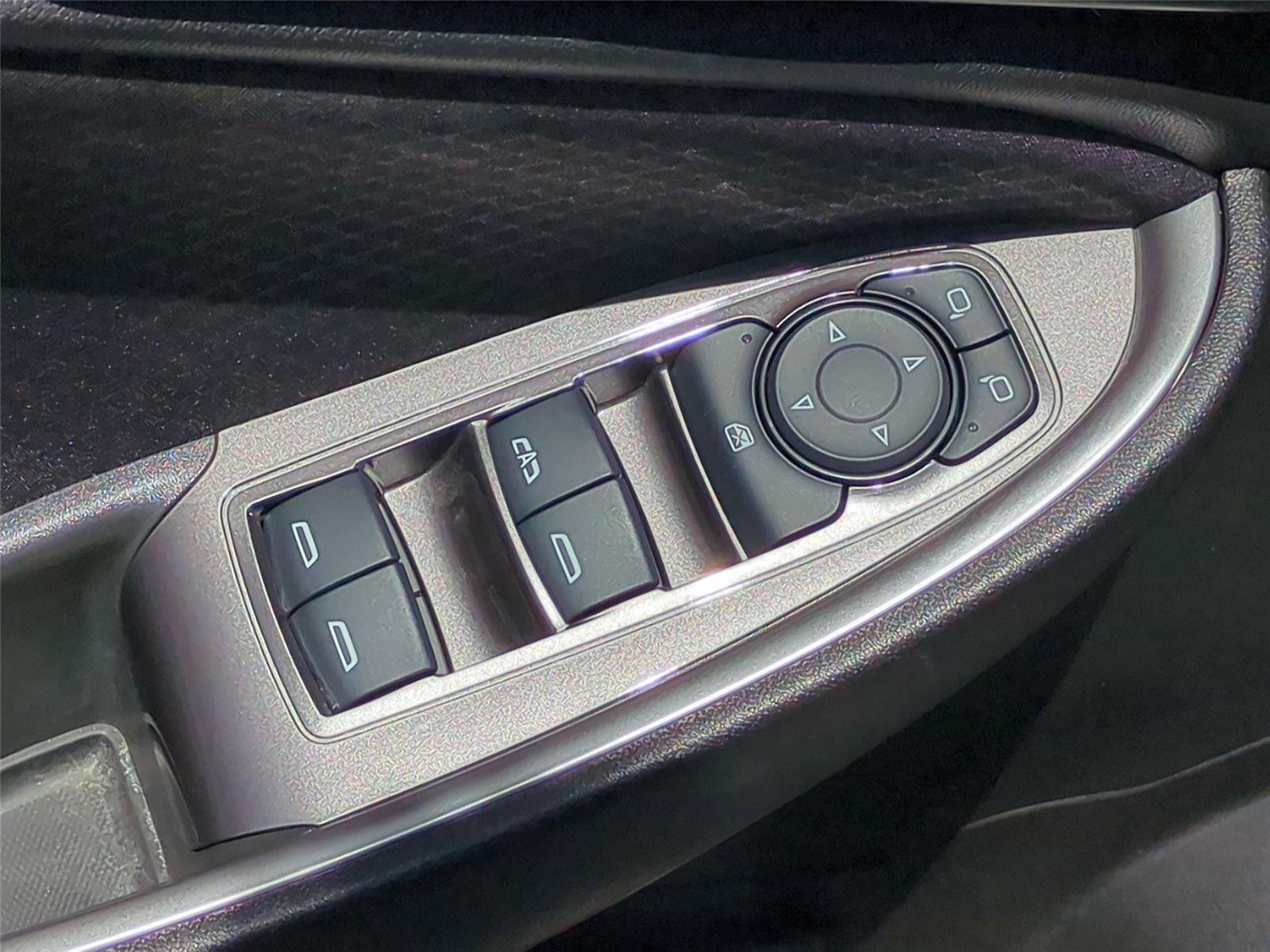 Used 2022 Mosaic Black Metallic Chevrolet LT image 16