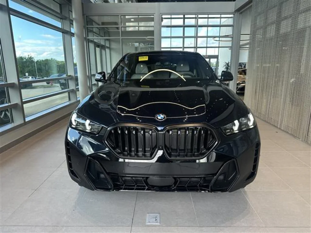 2026 BMW X6 40i - Photo 2