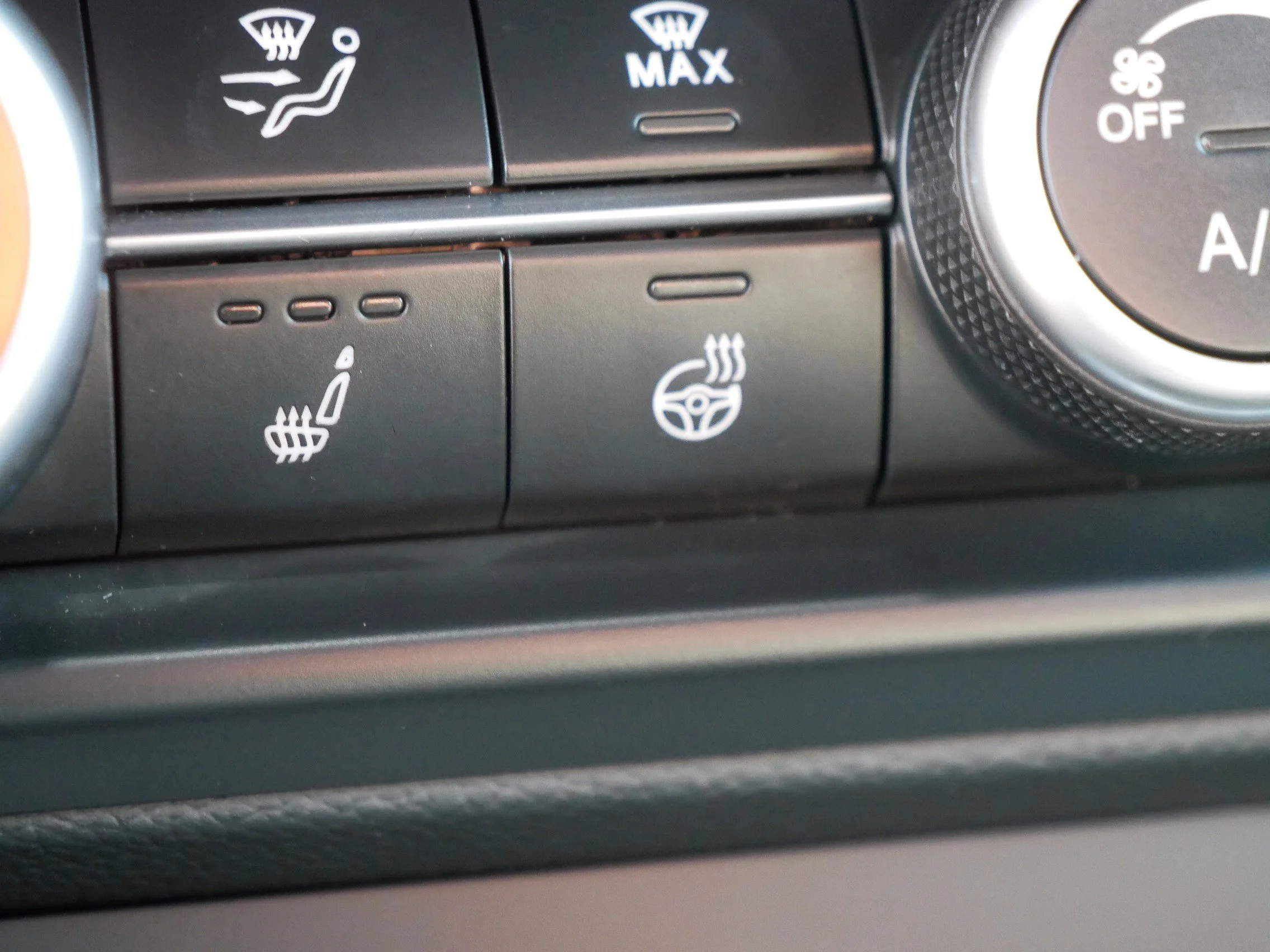 Used 2025 Vesuvio Gray Metallic Alfa Romeo AWD SPRINT image 32