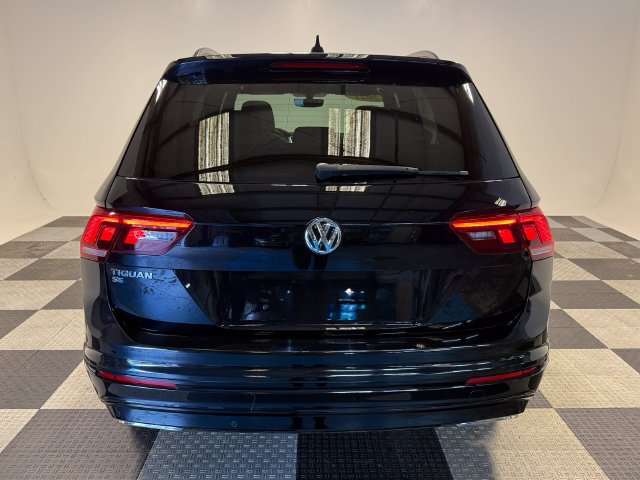 2021 Tiguan 2.0T SE R-Line Black Black · photo 5