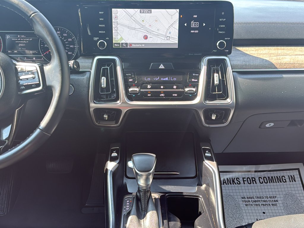 Used 2023 Black Kia X-Line S image 20