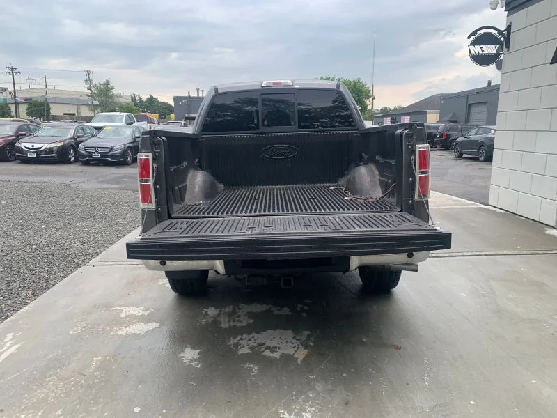 Used 2011 Gray Ford XLT Pickup 4D 5 1/2 ft image 40