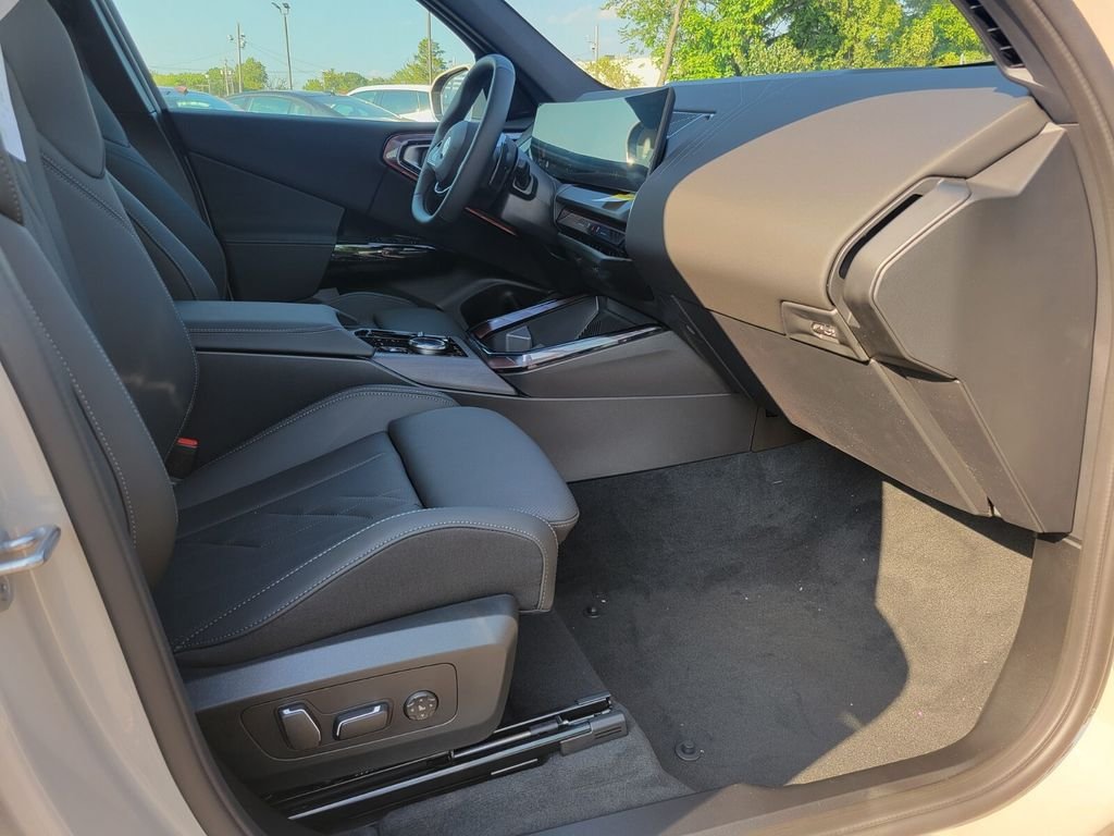 2026 BMW X3 30 - Photo 12