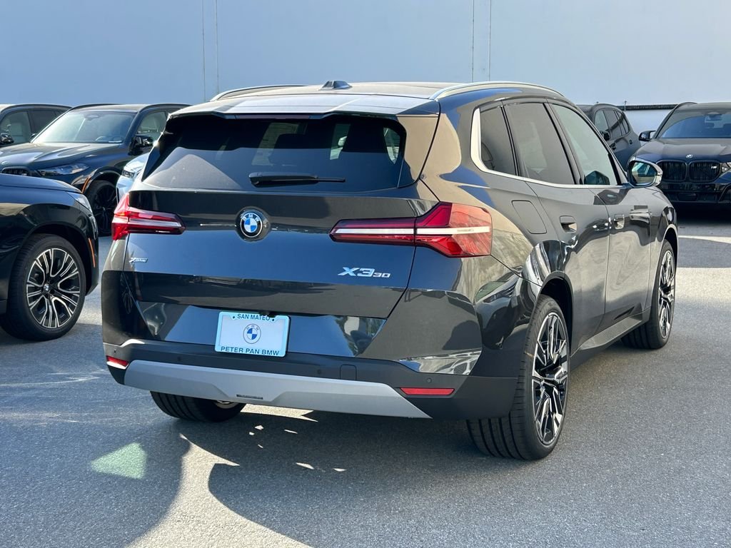 New 2026 Dark Graphite Metallic BMW 30 xDrive image 5