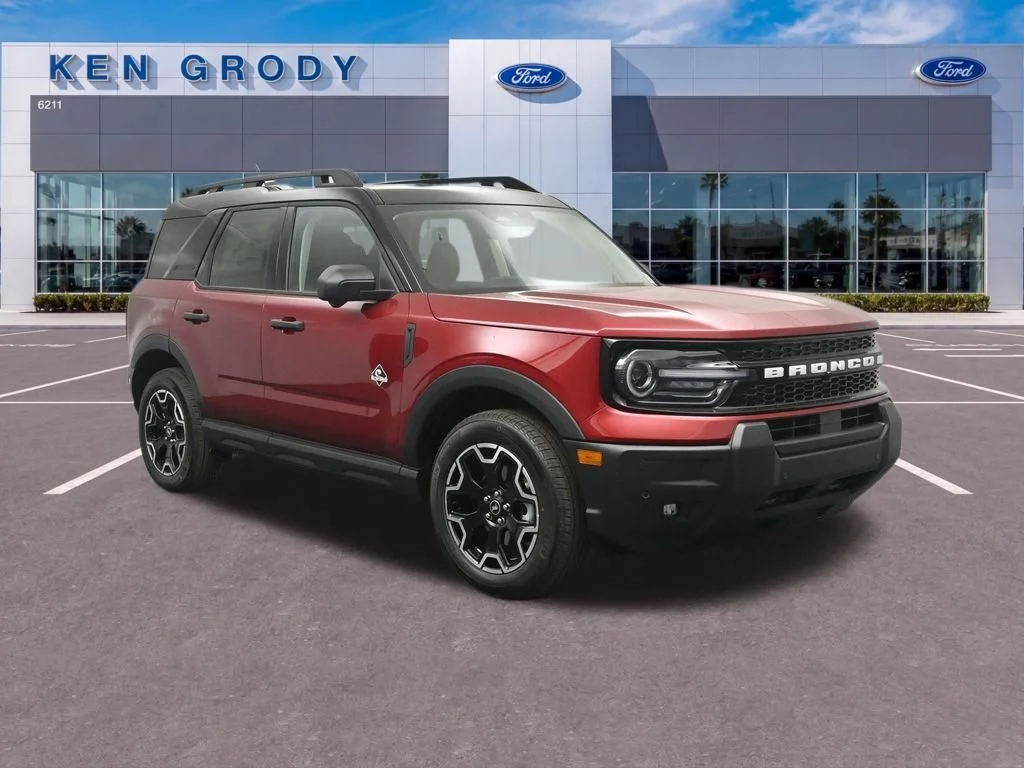 2026 Ford Bronco Sport Outer Banks 4X4's photo