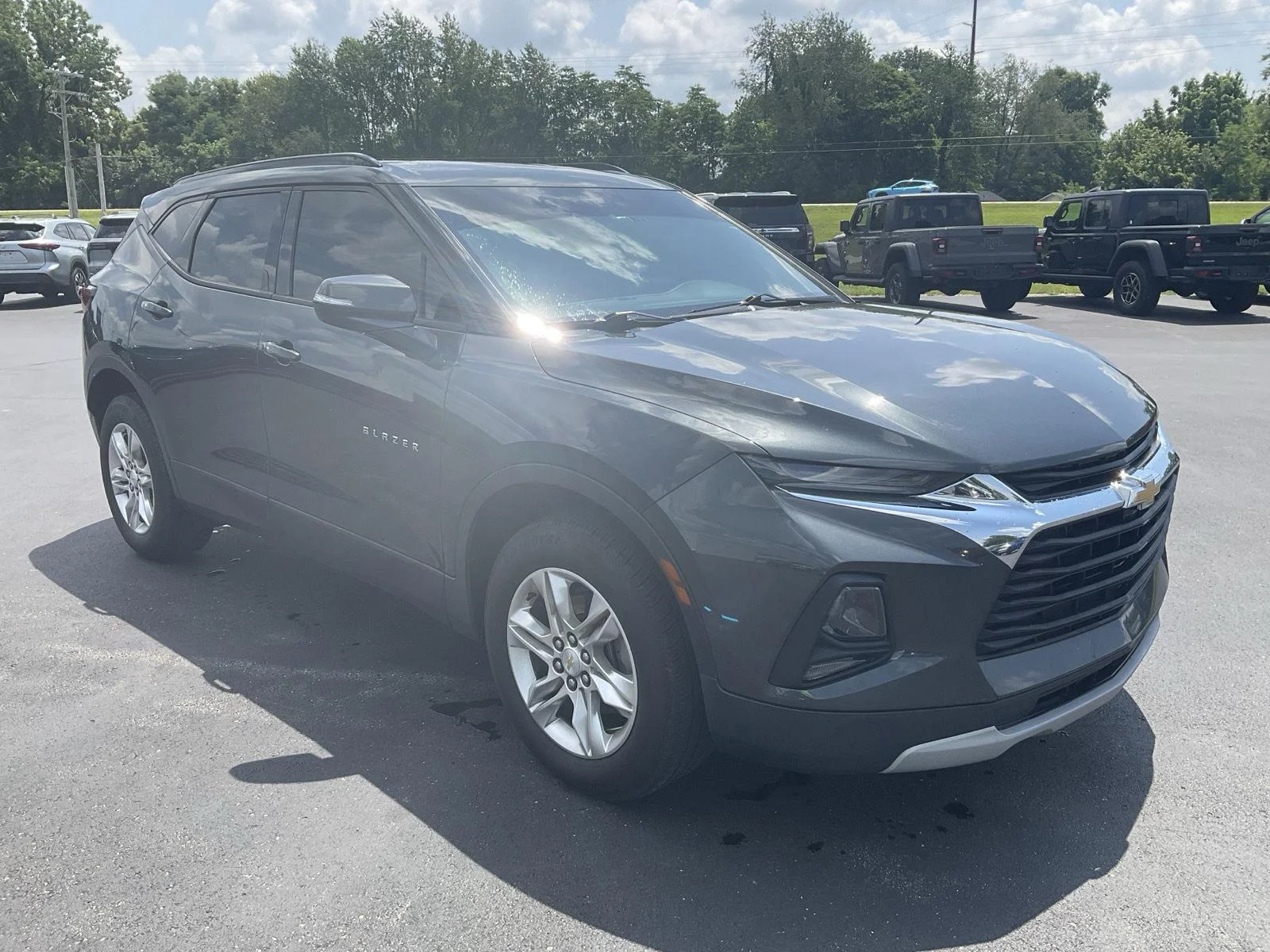 Used 2020 Nightfall Gray Metallic Chevrolet LT image 3