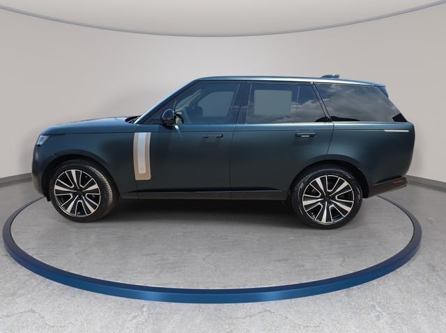 New 2026 British Racing Green Satin Land Rover SV image 8