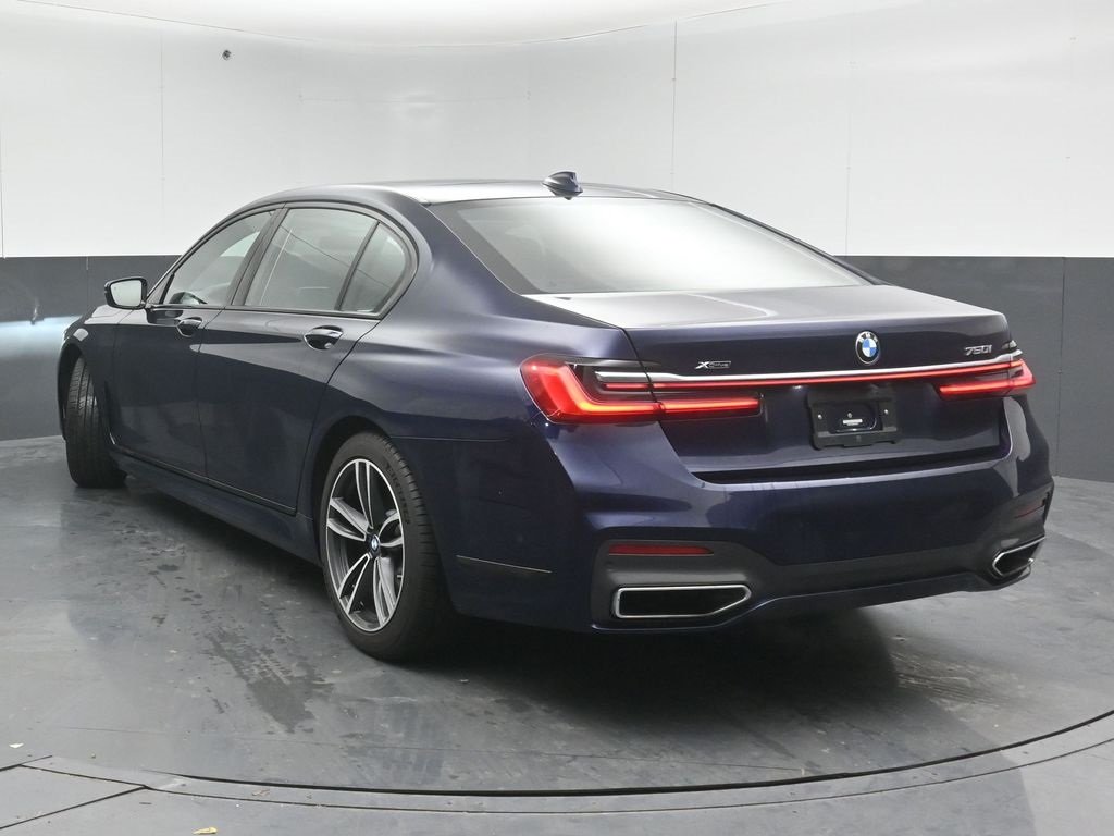 2022 BMW 750LI - Image 5