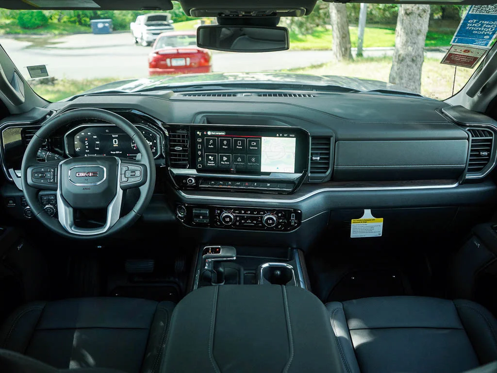 2026 GMC Sierra 1500 SLT - Photo 11