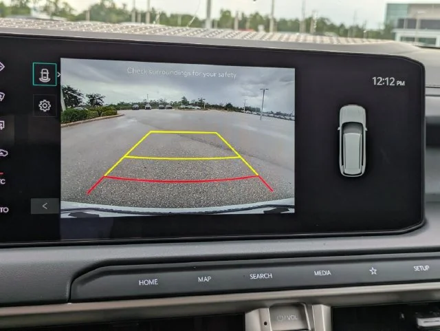 New 2027 White Kia S image 22