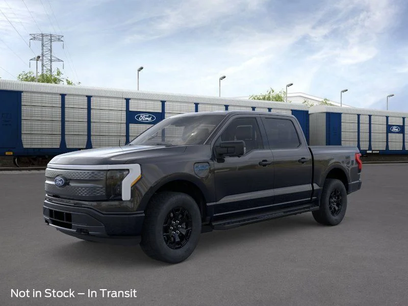 New 2025 Black Ford XLT image 1
