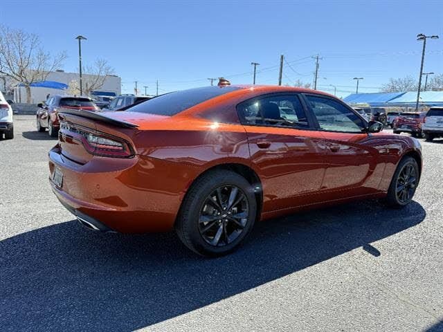 Used 2023  Dodge SXT image 5