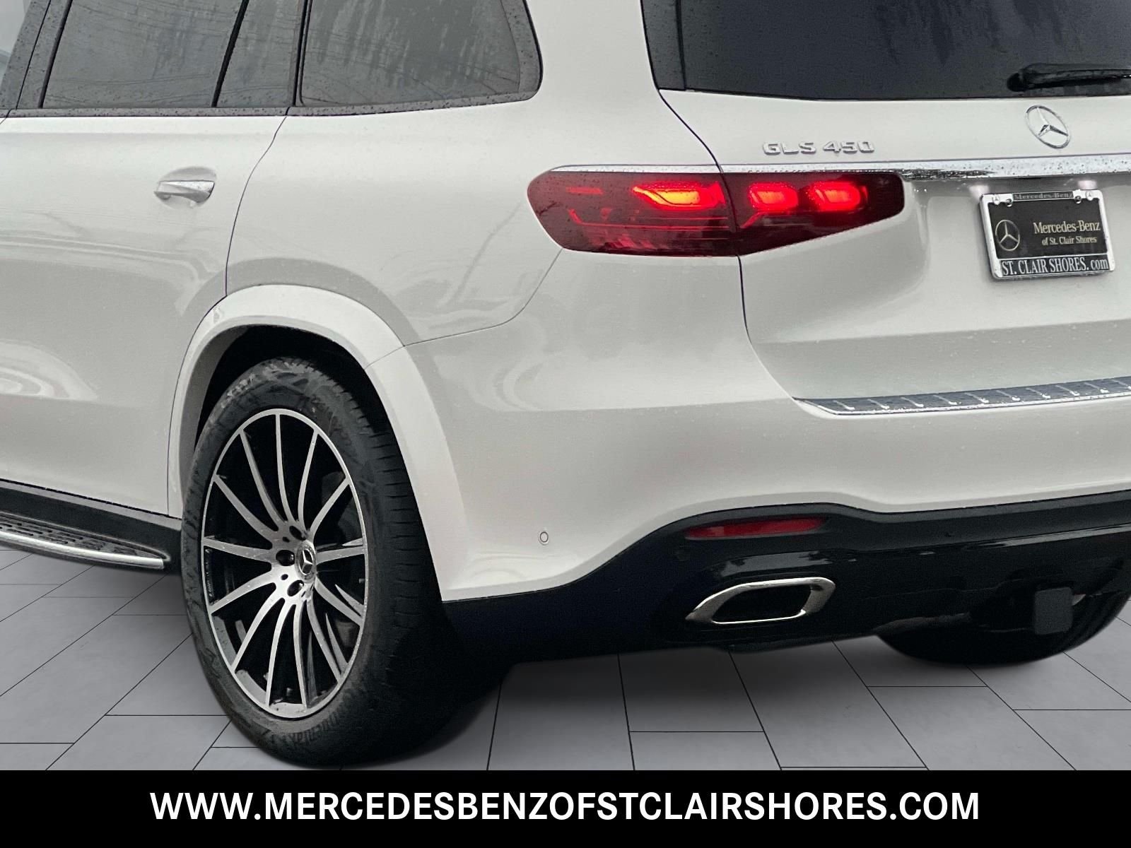 New 2026 Polar White Mercedes-Benz GLS 450 image 4