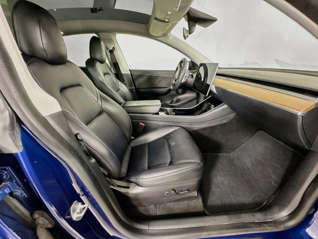 Used 2021 Deep Blue Metallic Tesla Long Range image 33