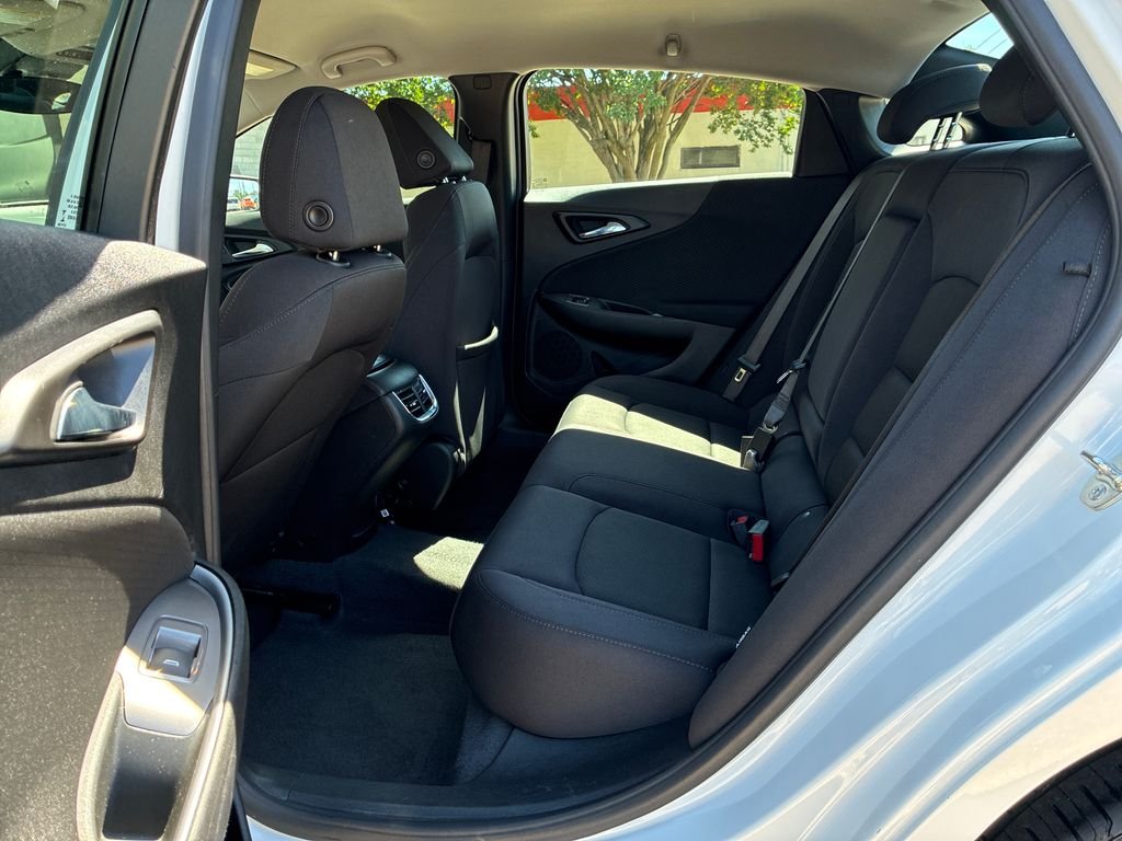 Used 2024 White Chevrolet LT image 25