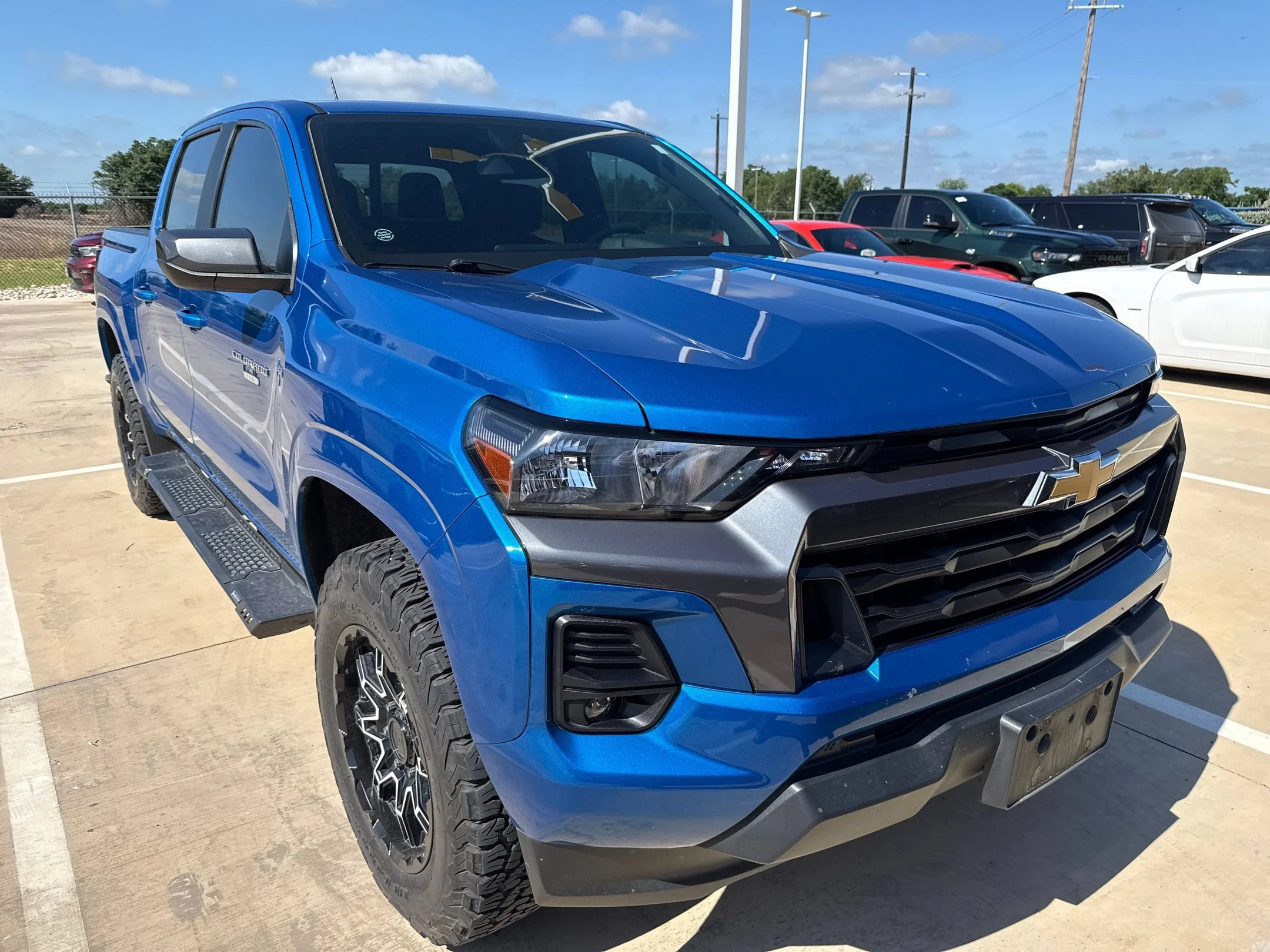 Used 2023 Blue Chevrolet LT image 3