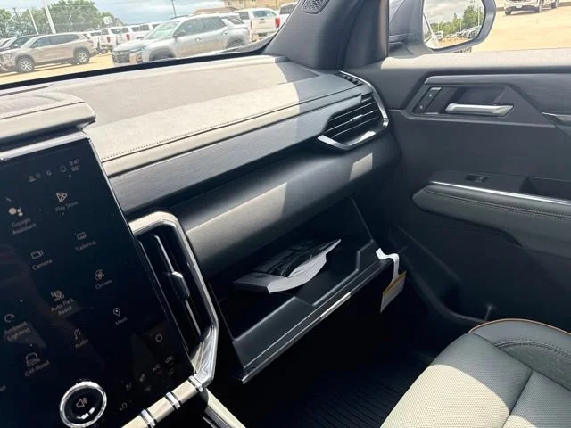 2026 GMC Acadia AT4 - Photo 36