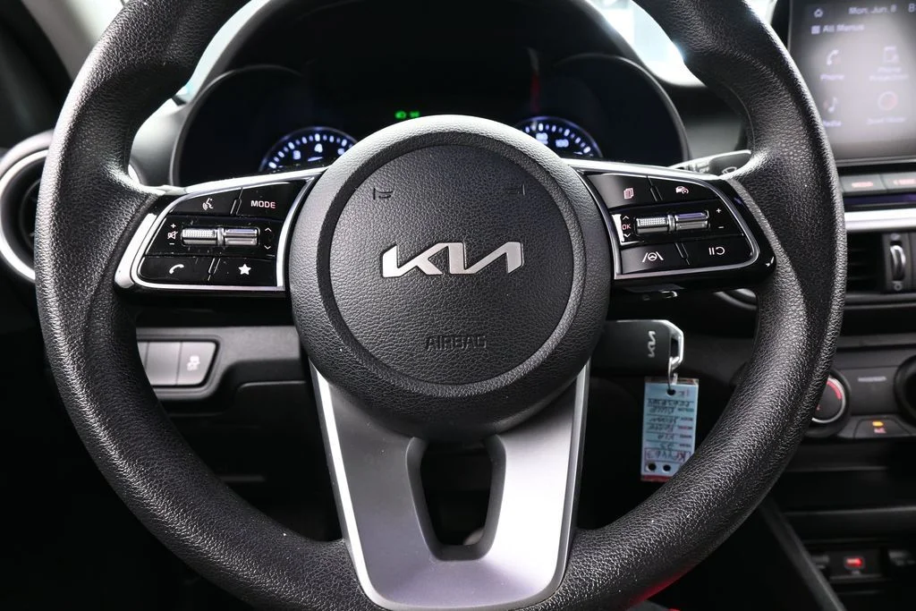 Used 2023 Deep Sea Blue Kia LXS image 20