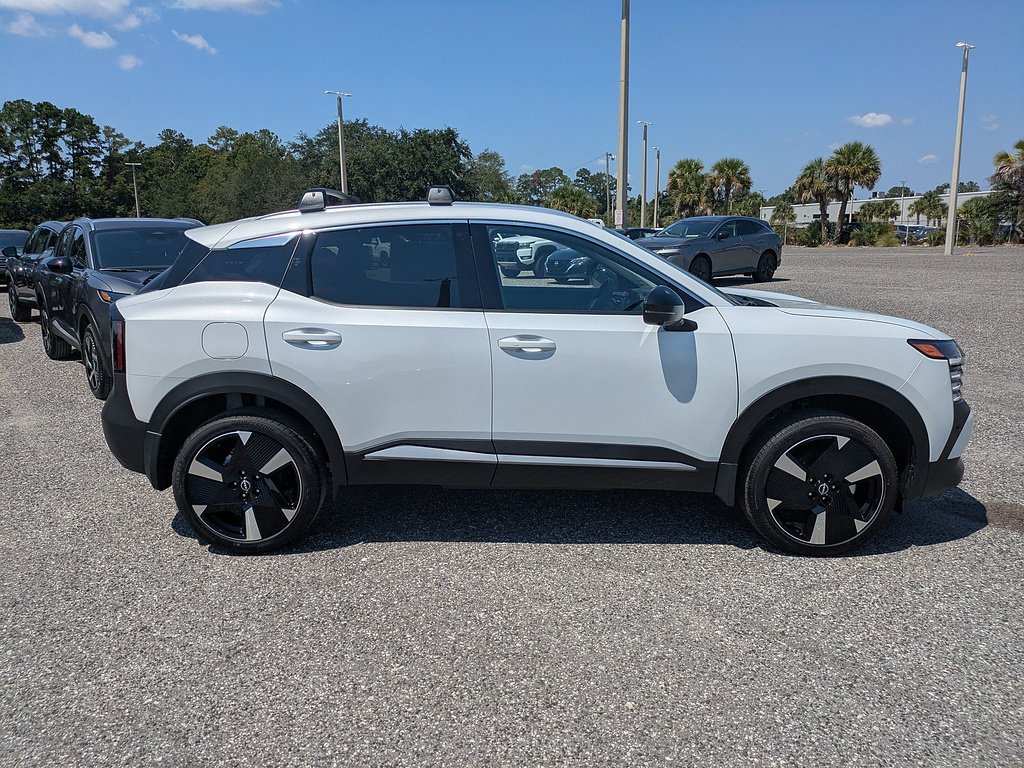 2026 Nissan KICKS SR - Photo 2